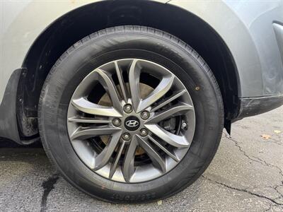 2015 Hyundai TUCSON GLS   - Photo 11 - Pittsburgh, PA 15226