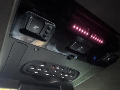 2016 Cadillac Escalade Platinum   - Photo 34 - Pittsburgh, PA 15226