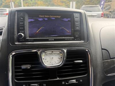 2015 Chrysler Town & Country Touring - Photo 20 - Pittsburgh, PA 15226