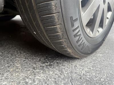 2015 Chrysler Town & Country Touring - Photo 10 - Pittsburgh, PA 15226