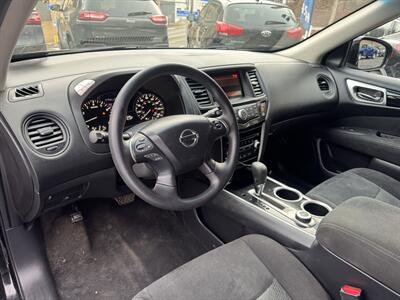 2014 Nissan Pathfinder S   - Photo 19 - Pittsburgh, PA 15226