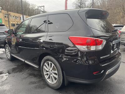 2014 Nissan Pathfinder S   - Photo 7 - Pittsburgh, PA 15226