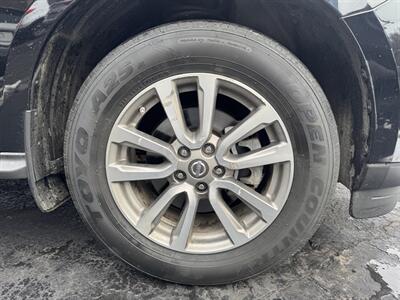 2014 Nissan Pathfinder S   - Photo 11 - Pittsburgh, PA 15226