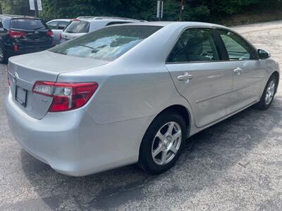 2014 Toyota Camry LE   - Photo 5 - Pittsburgh, PA 15226