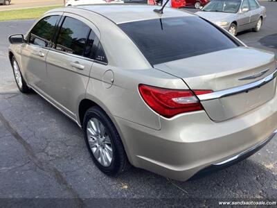 2014 Chrysler 200 LX   - Photo 13 - Lexington, TN 38351