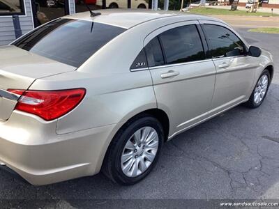 2014 Chrysler 200 LX   - Photo 20 - Lexington, TN 38351