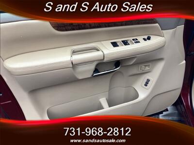 2012 Nissan Armada Platinum   - Photo 5 - Lexington, TN 38351
