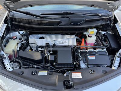 2015 Toyota Prius v Five   - Photo 19 - Loganville, GA 30052