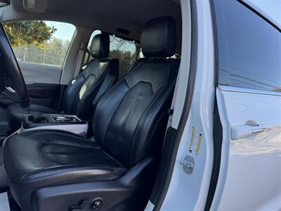 2021 Chrysler Pacifica Touring L - Photo 9 - Loganville, GA 30052