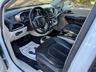 2021 Chrysler Pacifica Touring L - Photo 7 - Loganville, GA 30052