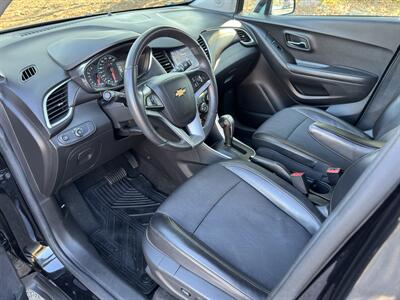 2021 Chevrolet Trax LT   - Photo 7 - Loganville, GA 30052