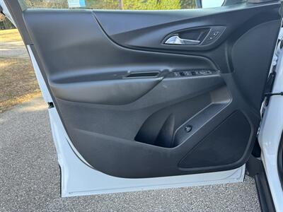 2021 Chevrolet Equinox LT   - Photo 8 - Loganville, GA 30052