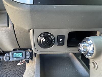 2016 Nissan Frontier SV V6   - Photo 10 - Loganville, GA 30052