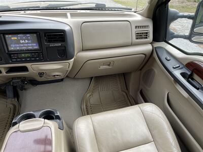 2005 Ford Excursion Limited   - Photo 14 - Loganville, GA 30052