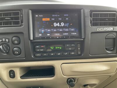 2005 Ford Excursion Limited   - Photo 13 - Loganville, GA 30052