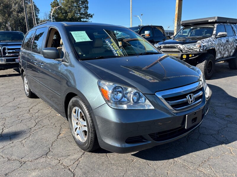 2005 Honda Odyssey EX-L w/DVD  
