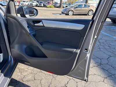 2014 Volkswagen Golf 2.5L PZEV   - Photo 8 - Sacramento, CA 95821
