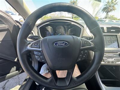 2017 Ford Fusion SE   - Photo 11 - Sacramento, CA 95821