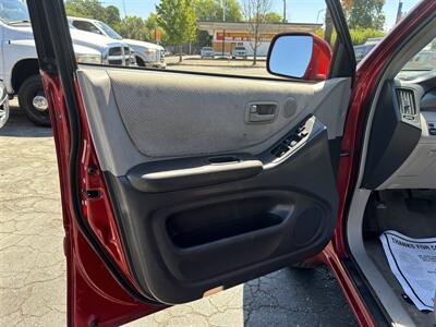 2003 Toyota Highlander   - Photo 10 - Sacramento, CA 95821