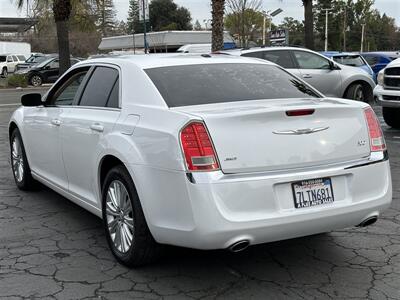 2013 Chrysler 300 Series   - Photo 4 - Sacramento, CA 95821