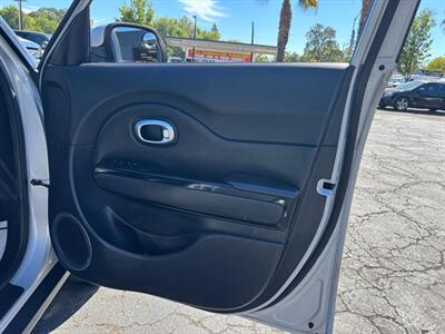 2016 Kia Soul !   - Photo 11 - Sacramento, CA 95821