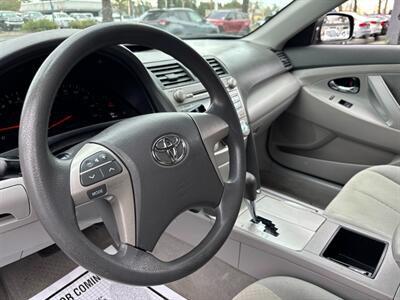 2009 Toyota Camry LE V6 - Photo 12 - Sacramento, CA 95821