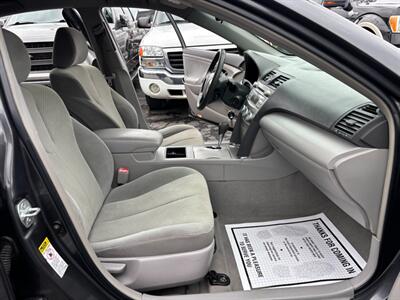 2009 Toyota Camry LE V6 - Photo 8 - Sacramento, CA 95821