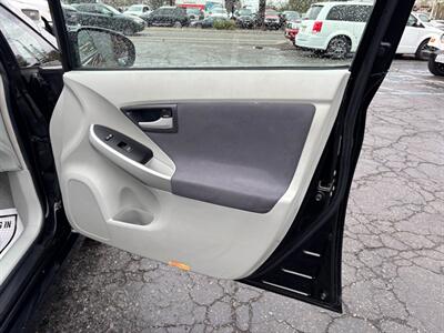2010 Toyota Prius I - Photo 11 - Sacramento, CA 95821