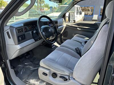 2004 Ford F-350 XLT   - Photo 6 - Sacramento, CA 95821