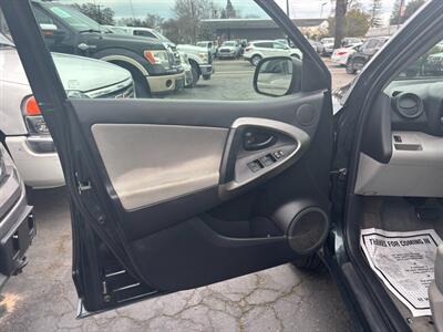 2010 Toyota RAV4   - Photo 12 - Sacramento, CA 95821