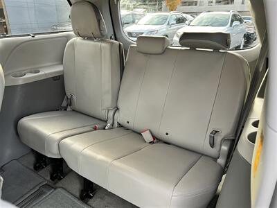 2014 Toyota Sienna Limited 7-Passenger   - Photo 9 - Sacramento, CA 95821