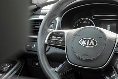 2019 Kia Sorento LX   - Photo 18 - Dallas, TX 75220