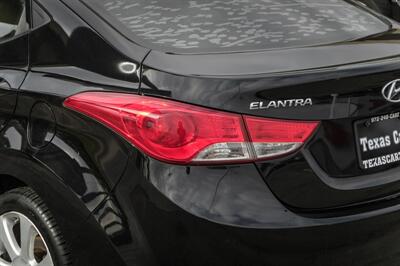 2013 Hyundai ELANTRA Limited   - Photo 46 - Dallas, TX 75220