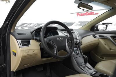 2013 Hyundai ELANTRA Limited   - Photo 13 - Dallas, TX 75220
