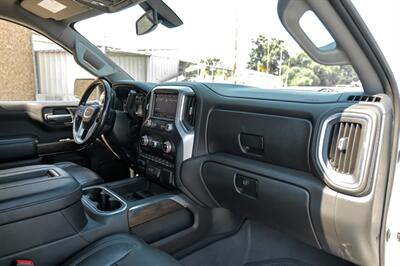 2020 GMC Sierra 1500 SLT   - Photo 15 - Dallas, TX 75220