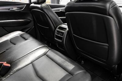 2017 Cadillac XT5 Luxury   - Photo 37 - Dallas, TX 75220