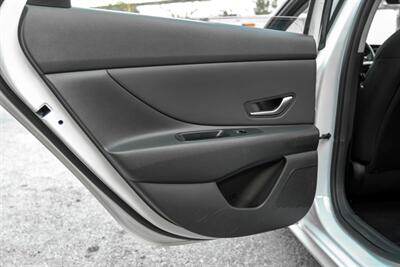 2021 Hyundai ELANTRA SEL   - Photo 42 - Dallas, TX 75220