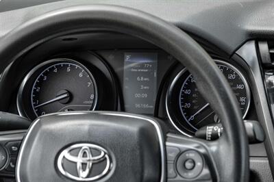 2018 Toyota Camry LE   - Photo 17 - Dallas, TX 75220