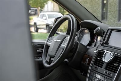 2014 Chrysler Town & Country Touring-L   - Photo 16 - Dallas, TX 75220