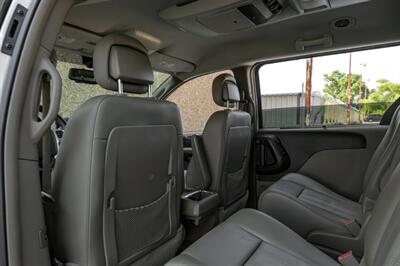 2014 Chrysler Town & Country Touring-L   - Photo 37 - Dallas, TX 75220