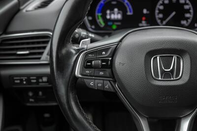 2022 Honda Accord Hybrid Touring   - Photo 18 - Dallas, TX 75220