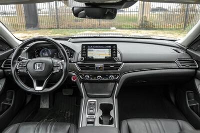 2022 Honda Accord Hybrid Touring   - Photo 15 - Dallas, TX 75220