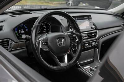 2022 Honda Accord Hybrid Touring   - Photo 17 - Dallas, TX 75220