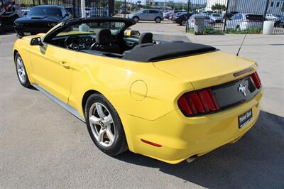 2017 Ford Mustang V6   - Photo 37 - Dallas, TX 75220