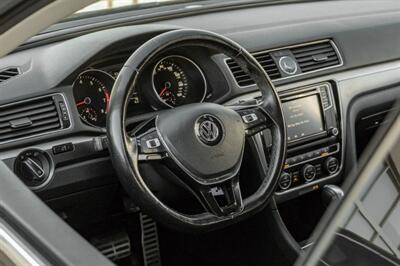 2017 Volkswagen Passat 1.8T R-Line   - Photo 12 - Dallas, TX 75220