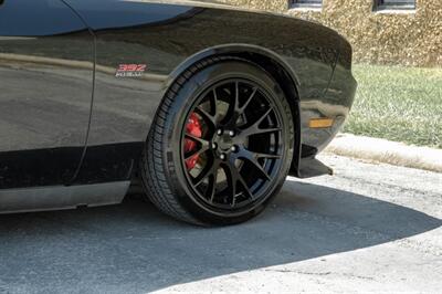 2012 Dodge Challenger SRT8 392   - Photo 49 - Dallas, TX 75220