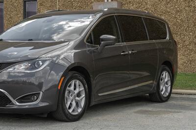 2020 Chrysler Pacifica Touring L Plus   - Photo 9 - Dallas, TX 75220