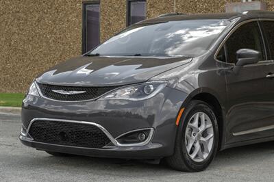 2020 Chrysler Pacifica Touring L Plus   - Photo 8 - Dallas, TX 75220