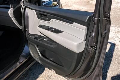 2019 Honda Odyssey EX-L w/Navigation and Rear Entertainment System   - Photo 48 - Dallas, TX 75220
