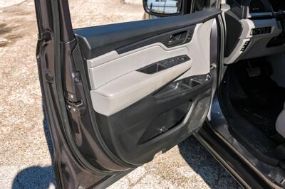2019 Honda Odyssey EX-L w/Navigation and Rear Entertainment System   - Photo 46 - Dallas, TX 75220